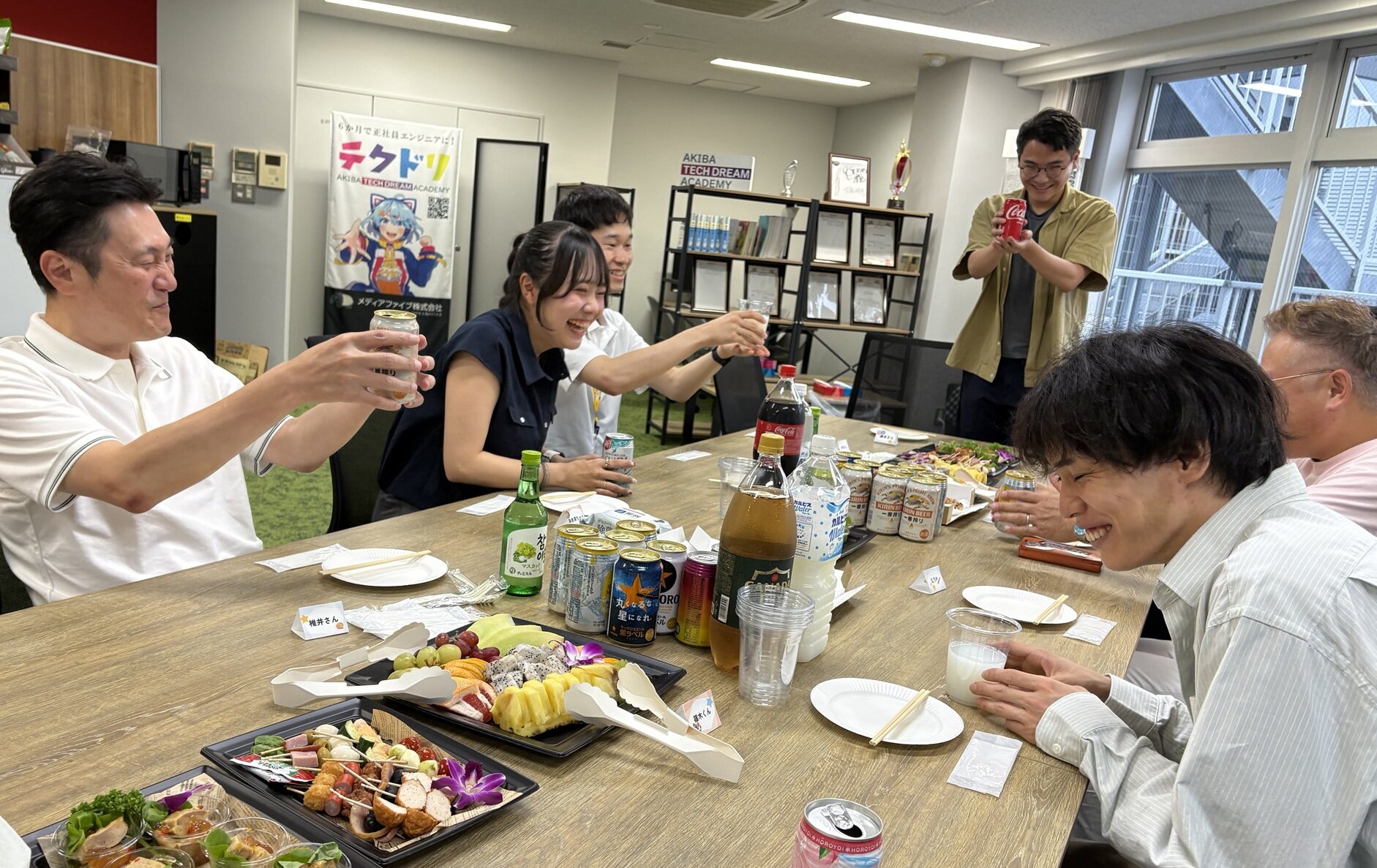 懇親会の様子