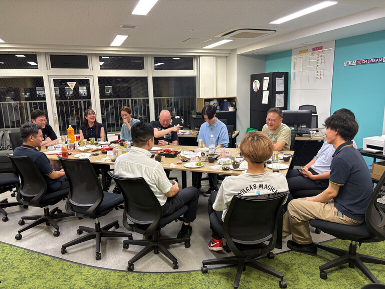 【2025年9月】懇親会を開催しました【秋葉原本校】